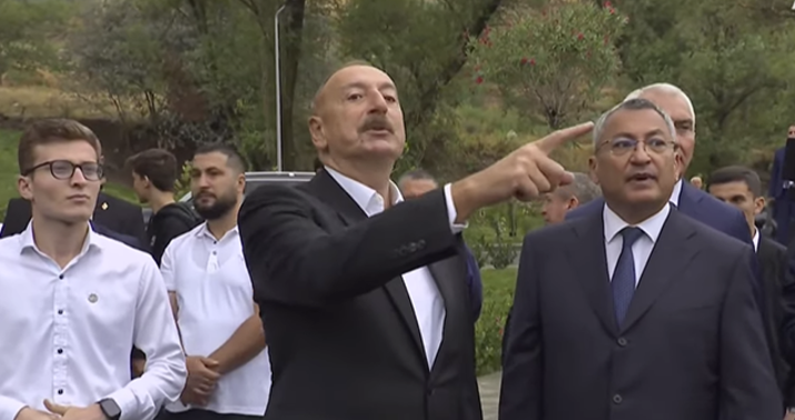 Prezident Rövşən Rzayevə irad tutdu