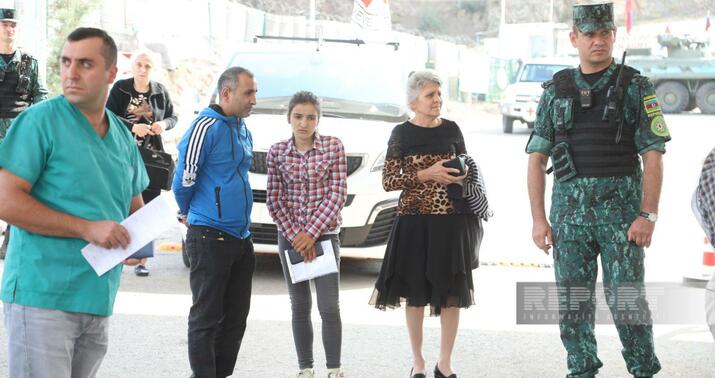 Mülki ermənilər “Laçın” postundan sərbəst keçir -