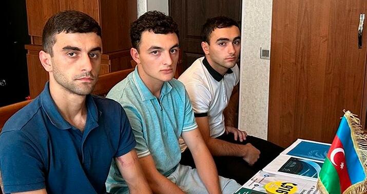 Ombudsman həbs olunan erməni futbolçulara baş çəkdi