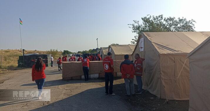 Humanitar yük 2 gündür Ağdam-Xankəndi yolunda gözləyir
