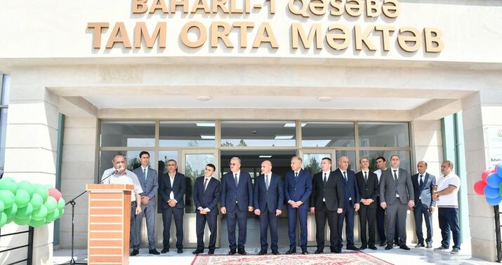 Ağdamda yeni məktəb binasının açılışı oldu