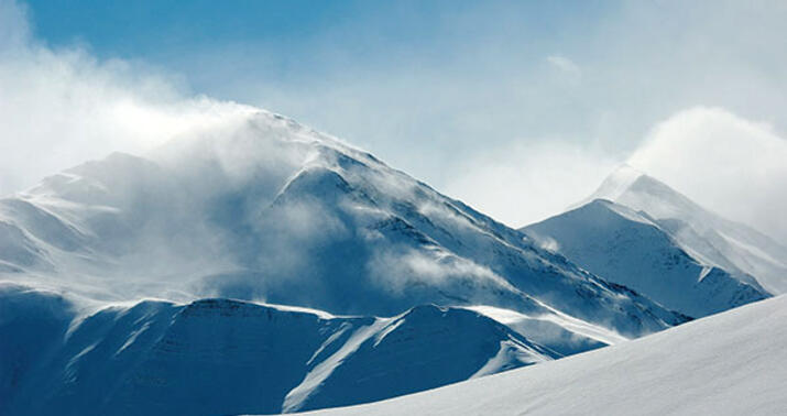 Böyük Qafqazın yüksək dağlıq ərazilərində qar yağdı -