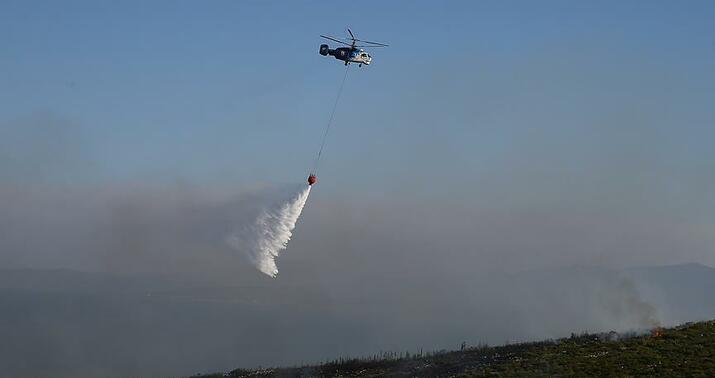 Türkiyədə yanğınsöndürən helikopter qəzaya uğradı