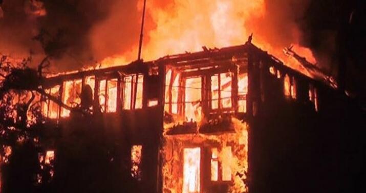 Dağıstanda güclü yanğın 8 evi yararsız hala saldı