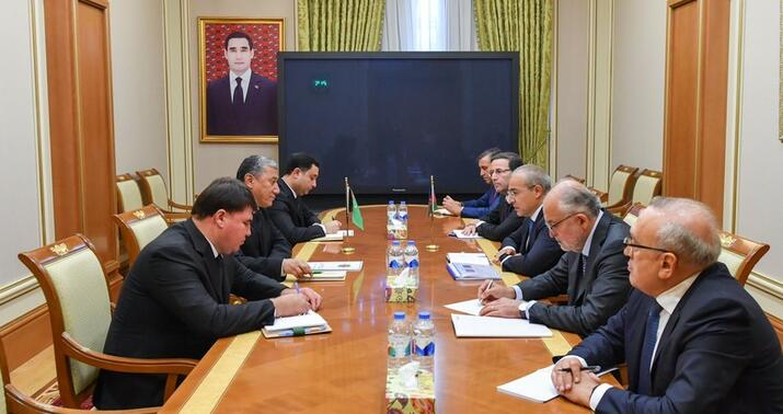 Azərbaycanla Türkmənistan arasında müzakirə -