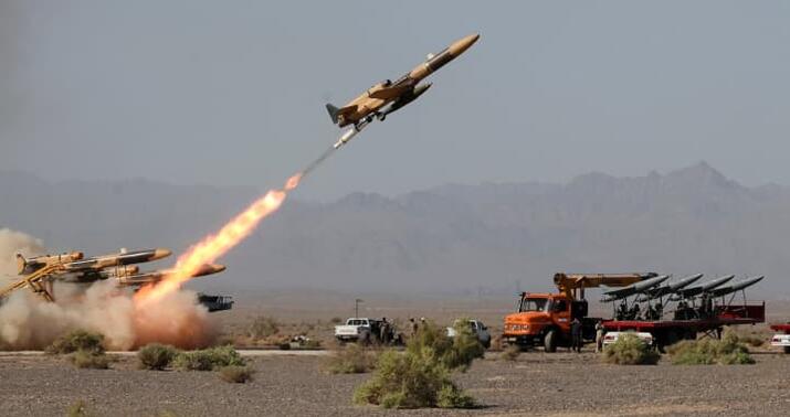 İran ordusu ABŞ-nin Yaxın Şərqdəki bazalarına zərbələr endirib