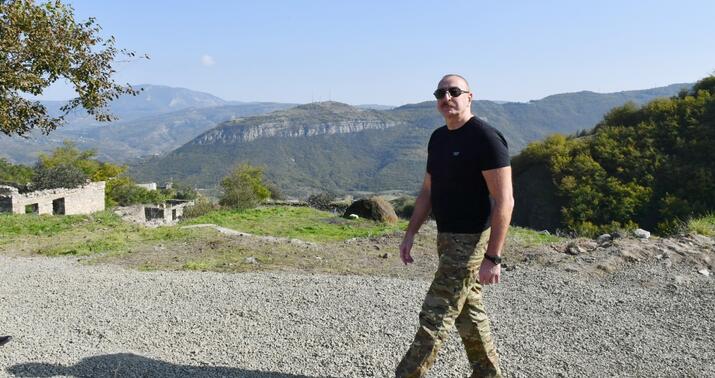 Prezident Ağdam-Füzuli avtomobil yolunun tikintisi ilə tanış oldu