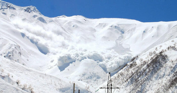 Bu bölgəmizə qar yağdı -