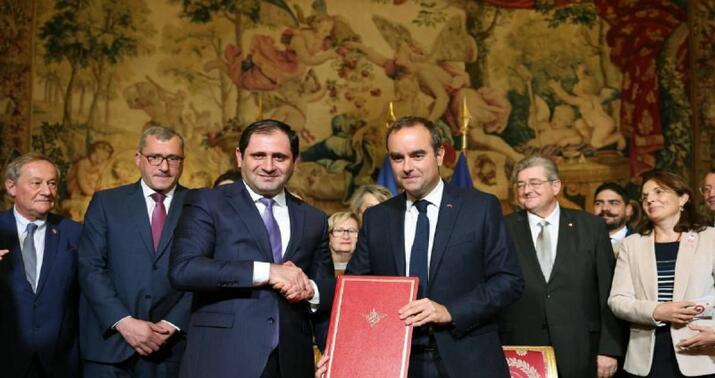 Fransa və Ermənistan hərbi əməkdaşlığa dair sənədlər imzaladılar