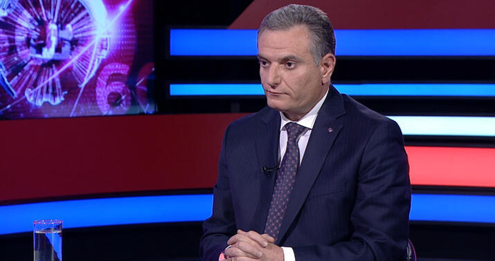 “Paşinyan bizim üçün “Ukrayna borşu” bişirir” -