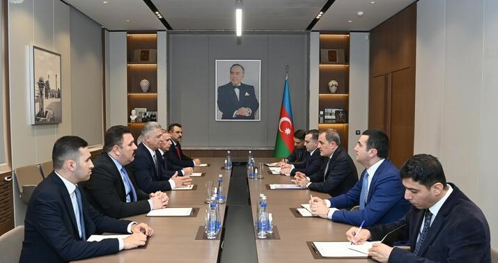 Ceyhun Bayramov Elşad Salihini qəbul etdi