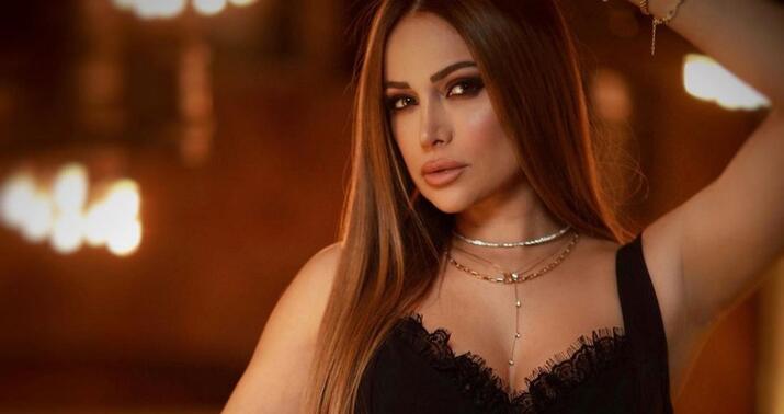 Nigar Camal küsülü olduğu həmkarlarından danışdı