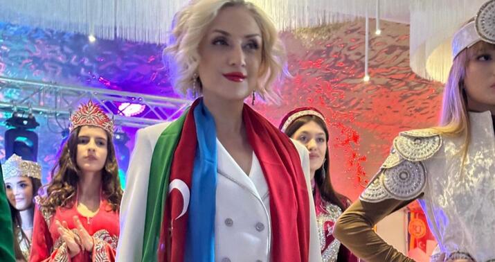 Gülnarə Xəlilovanın kolleksiyası Buxarestdə nümayiş olundu -