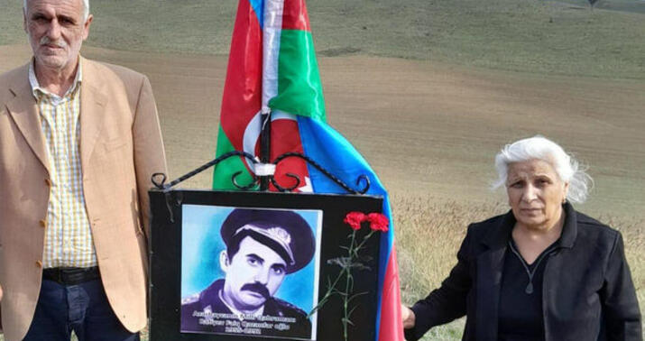 Milli Qəhrəmanın məzarı 31 ildən sonra ziyarət olundu