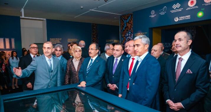 Uzun Həsənə həsr olunmuş sərginin açılışı oldu -