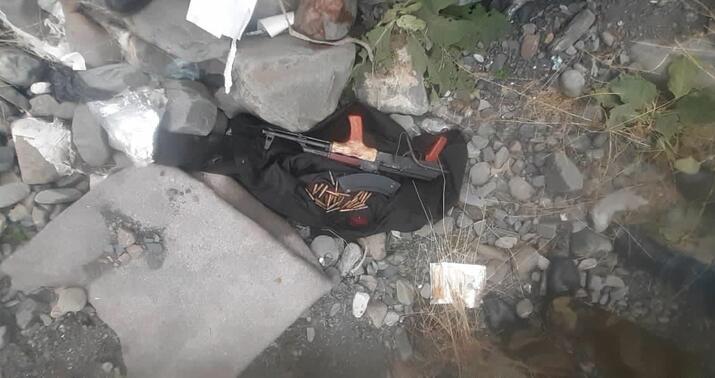 Qaxda silah-sursat aşkarlandı –