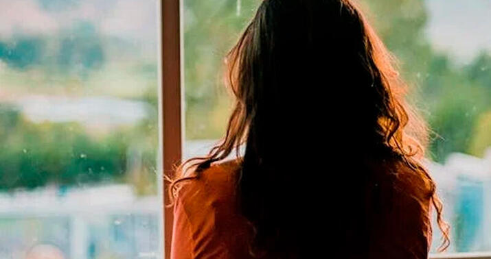 Fermada gənc sevgilisi ilə cinsi əlaqədə oldu, bunu videoya çəkən dostu isə... –