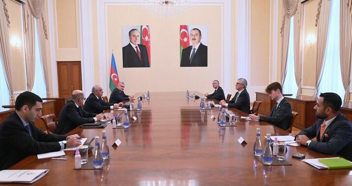 Əli Əsədov Britaniya Dövlət katibinin müavini ilə görüşdü