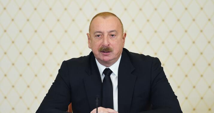 "İki həftə ərzində Bakı dünyanın mərkəzi olacaq" -