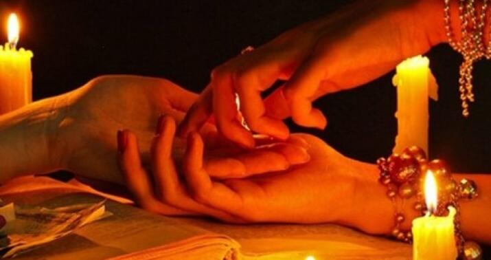 Bəxti bağlanan qız falçıya getdi: "Caduları çıxaranda gizli çəkdim..." -