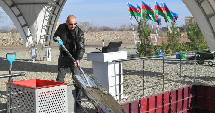 Ağdam şəhər Mərkəzi parkının təməli qoyuldi -