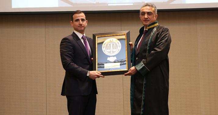 Baş Prokurorluq təltif olundu –