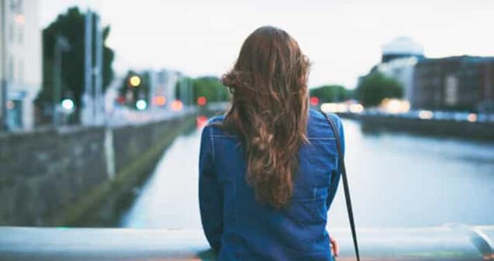 Bakıda dəhşətli cinayət: qadın yad kişilərlə münasibət qurdu, əri isə... –