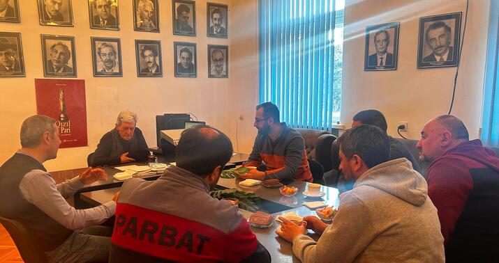 Film müəlliflərinin hüquqları pozulur -