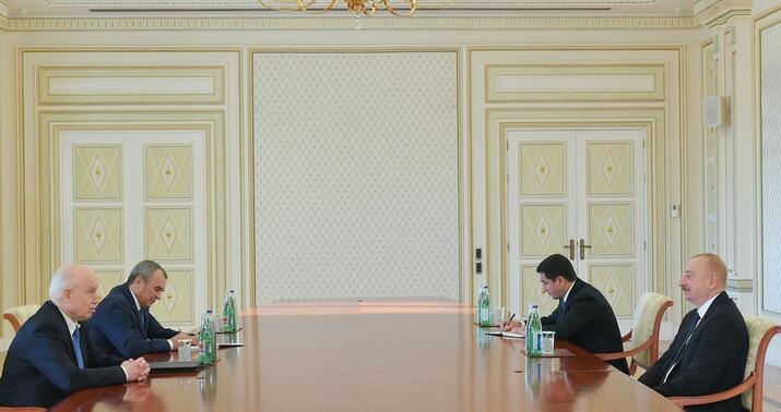 İlham Əliyev qəbullar keçirdi -