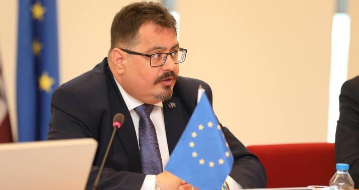Aİ səfiri Azərbaycan xalqını təbrik etdi