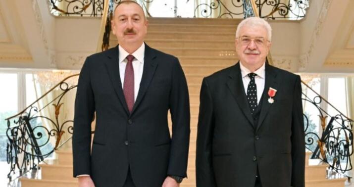 Qusman İlham Əliyevi təbrik etdi