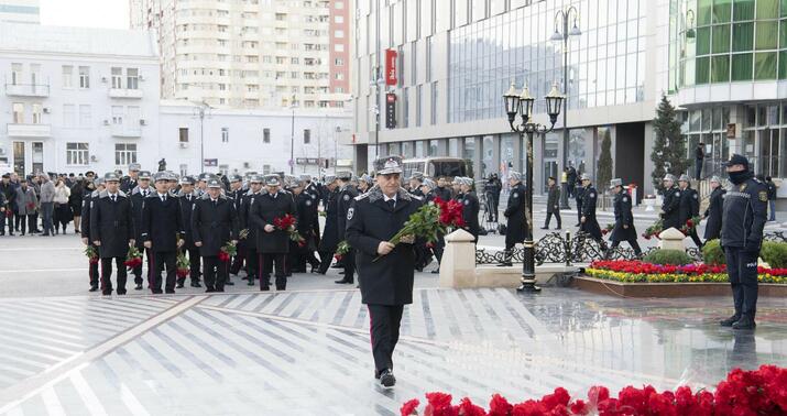DTX-nin əməkdaşları Xocalı abidəsini ziyarət etdi -