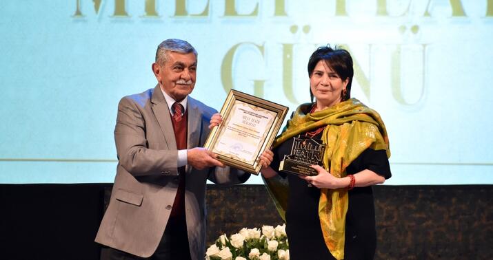 “Milli Teatr Mükafatı” kimlərə verildi?