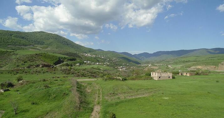Paşinyan Əskiparada: