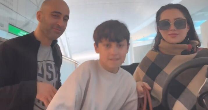 Xatirə İslam həyat yoldaşı ilə Əbu-Dabidə... -