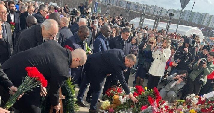 “Crocus City Hall”dakı anım mərasimində azərbaycanlı diplomatlar da iştirak etdi