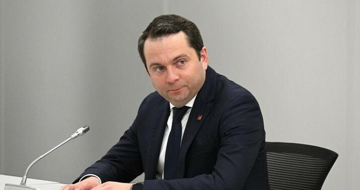 Rusiyada qubernator bıçaqlandı