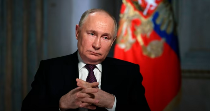 Putin Azərbaycandakı səfiri təltif etdi