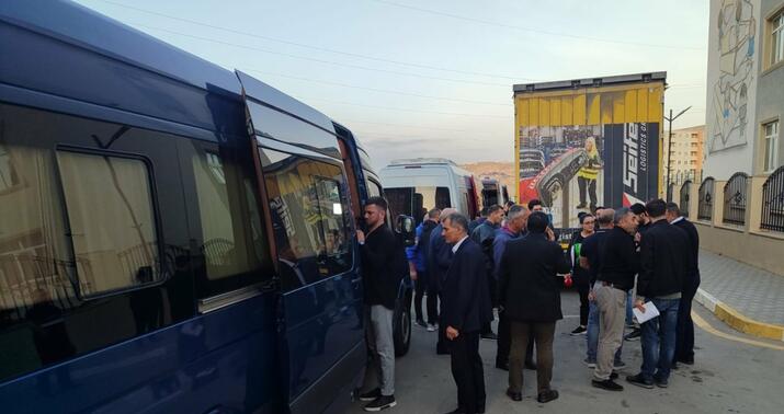 Növbəti köç karvanı Füzuliyə çatdı, açarlar təqdim olundu -
