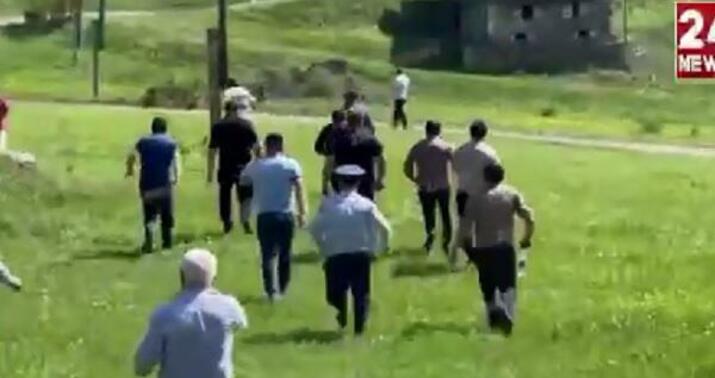 Ermənilər İrana gedən yolu bağladılar