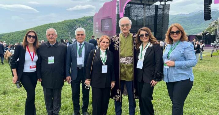 Polad Bülbüloğlu "Xarıbülbül" festivalında... -