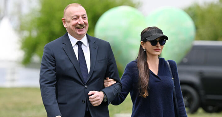 Prezident və xanımı “Xarıbülbül” festivalının açılışında -