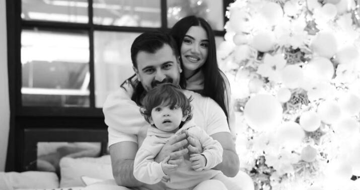 Cavid Gül həyat yoldaşı ilə birlikdə... -