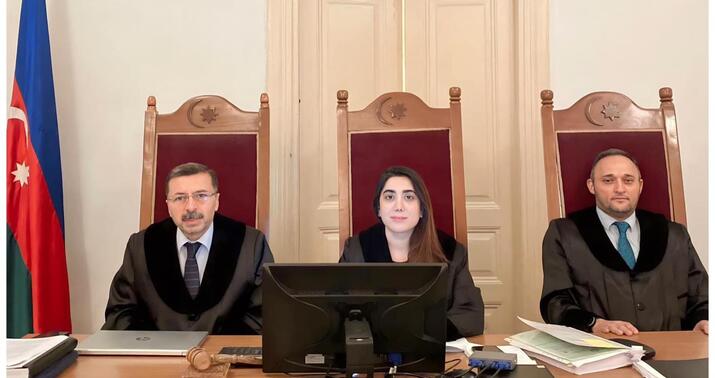 Ailəsinin 5 üzvünü öldürən Əhmədin işinə bu hakim baxacaq -