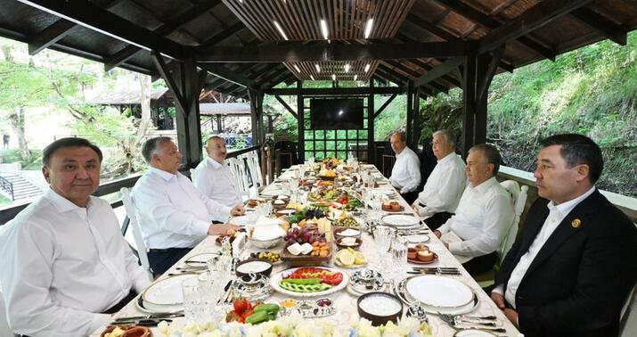 Şuşada İlham Əliyevin adından qonaqların şərəfinə nahar verildi