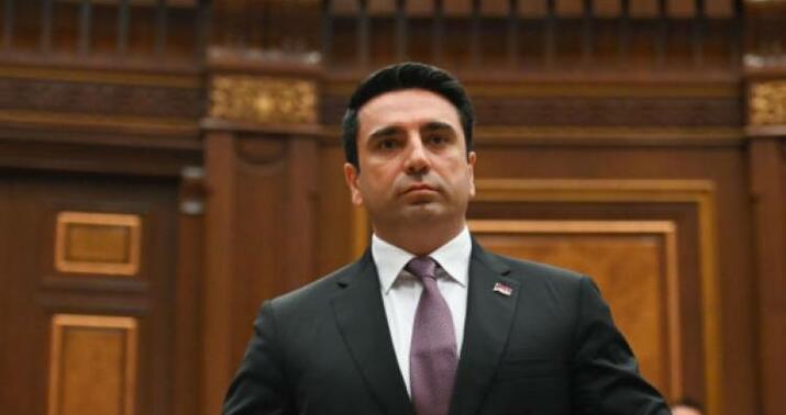 Simonyan Rusiyaya getməkdən imtina etdi
