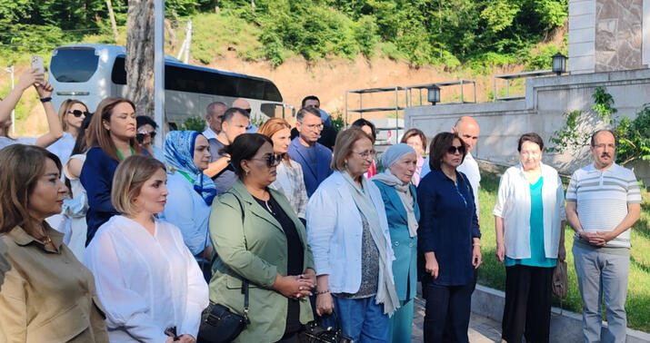 Konfrans iştirakçılarının Şuşa səfəri başladı