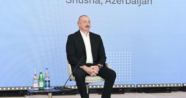 İlham Əliyev Şuşada II Qlobal Media Forumunda çıxış etdi -