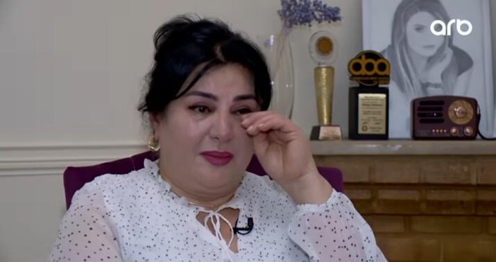 Ülviyyə Xəlilbəylinin anası ağladı: