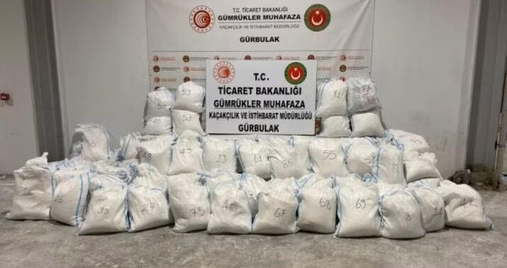 İrandan Türkiyəyə 2,2 ton metamfetamin keçirmək istədilər
